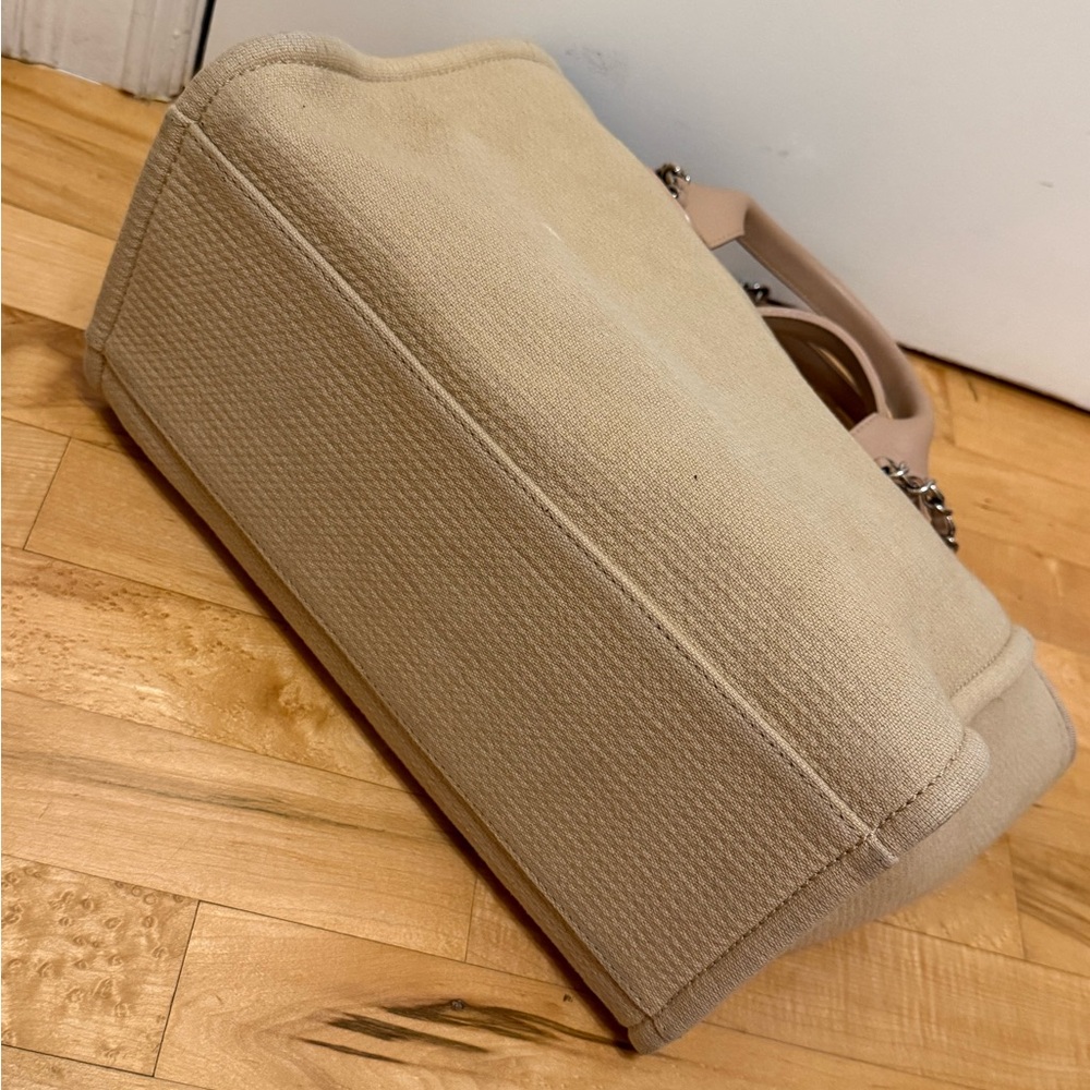 CHANEL Small Deauville Tote in beige - Picture 10 of 16